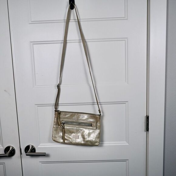 FOSSIL Issue No 1954 Goat Hide Leather Crossbody Zipper Bag Tan Shimmer - Picture 2 of 6